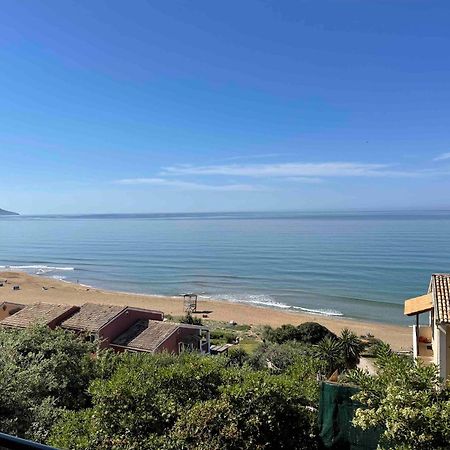 Glyfada Beach House Bagian luar foto