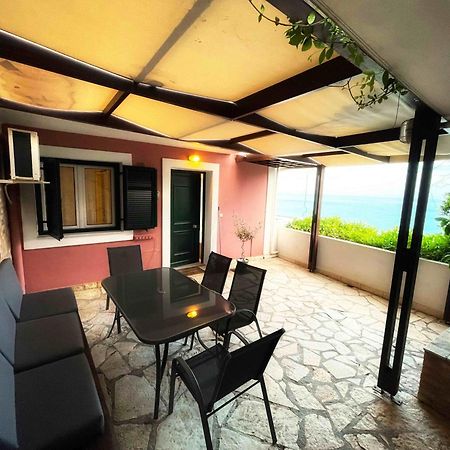 Glyfada Beach House Bagian luar foto