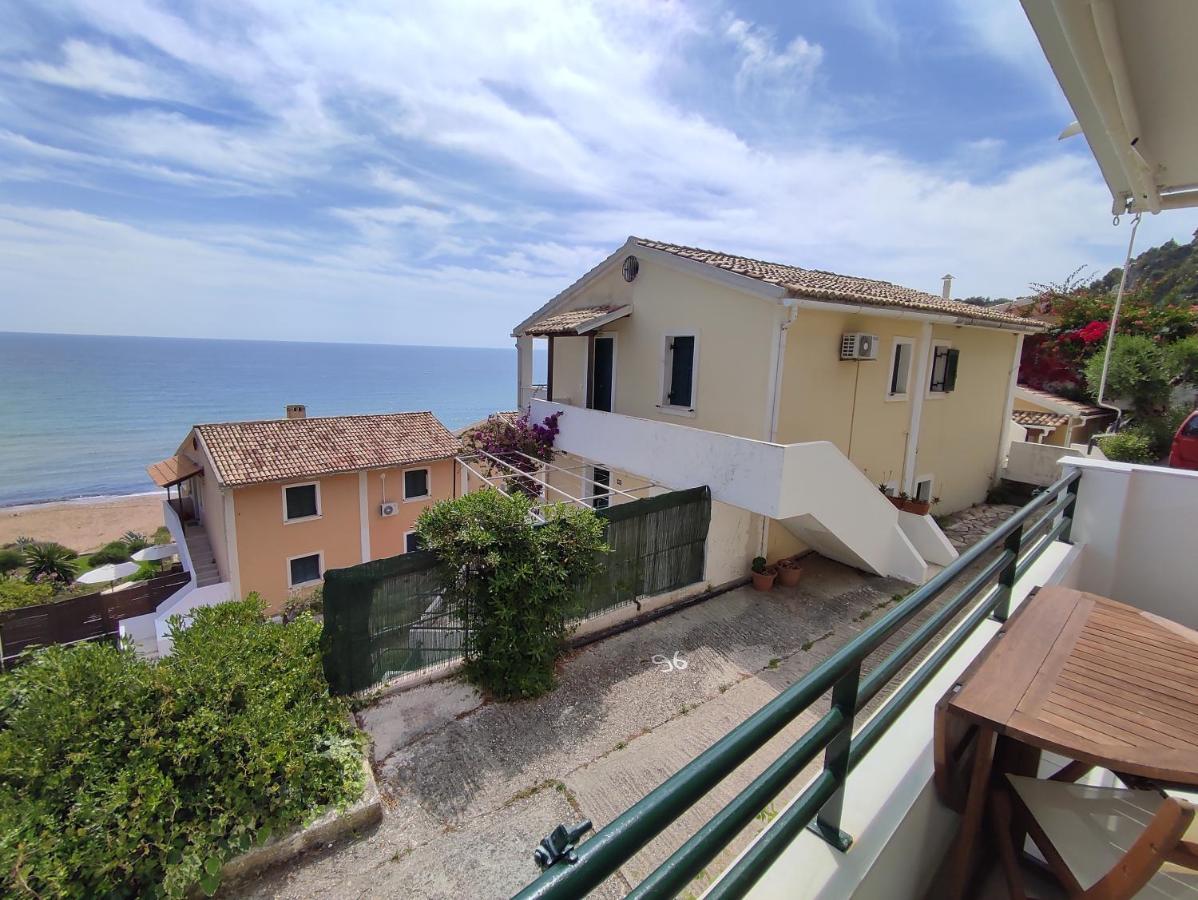 Glyfada Beach House Bagian luar foto