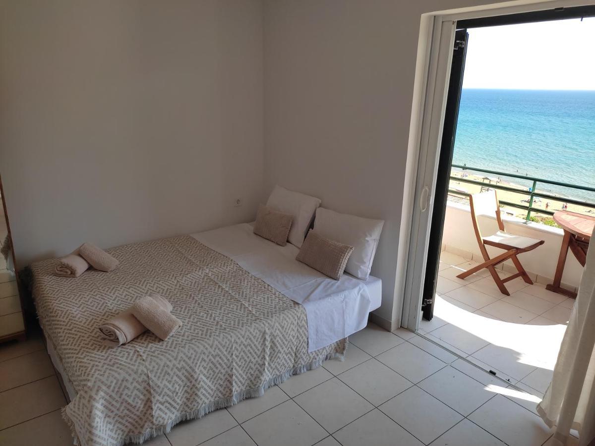 Glyfada Beach House Bagian luar foto