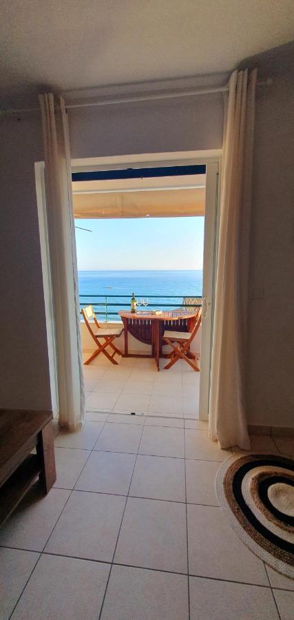 Glyfada Beach House Bagian luar foto