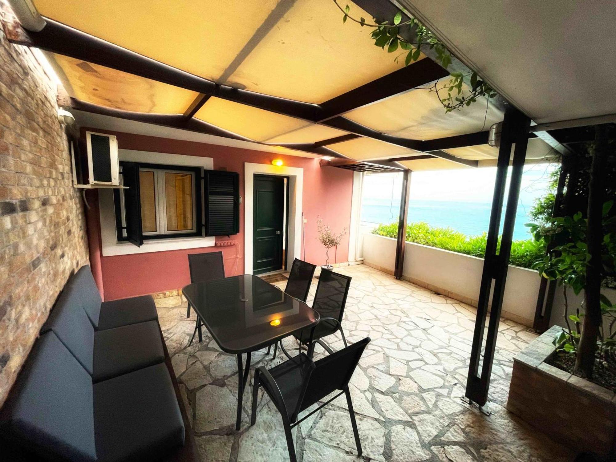 Glyfada Beach House Bagian luar foto